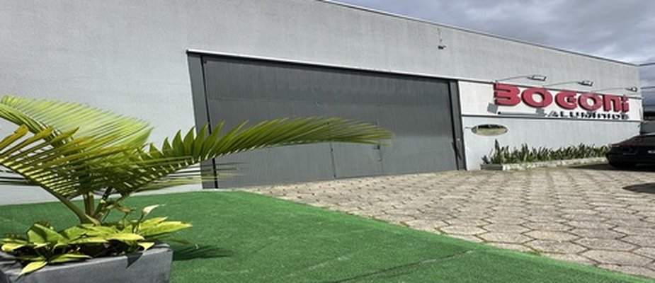O PORTÃO DE ELEVAÇÃO OU BASCULANTE O PORTÃO DE ELEVAÇÃO OU BASCULANTE